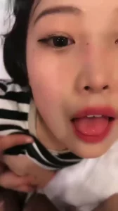 高大学妹小母狗黑丝反差少女听话乖巧甜美让她干嘛就干嘛