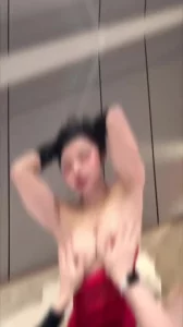 白丝足交，女神被草