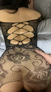 [原创]继续后入人妻下属